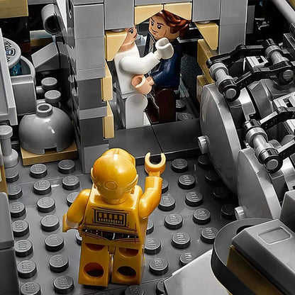 Smuggler's Falcon Ship UCS - 75192