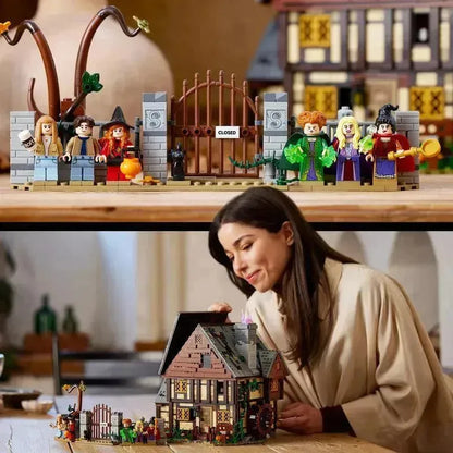 Witches' Cottage Halloween Set - 21341
