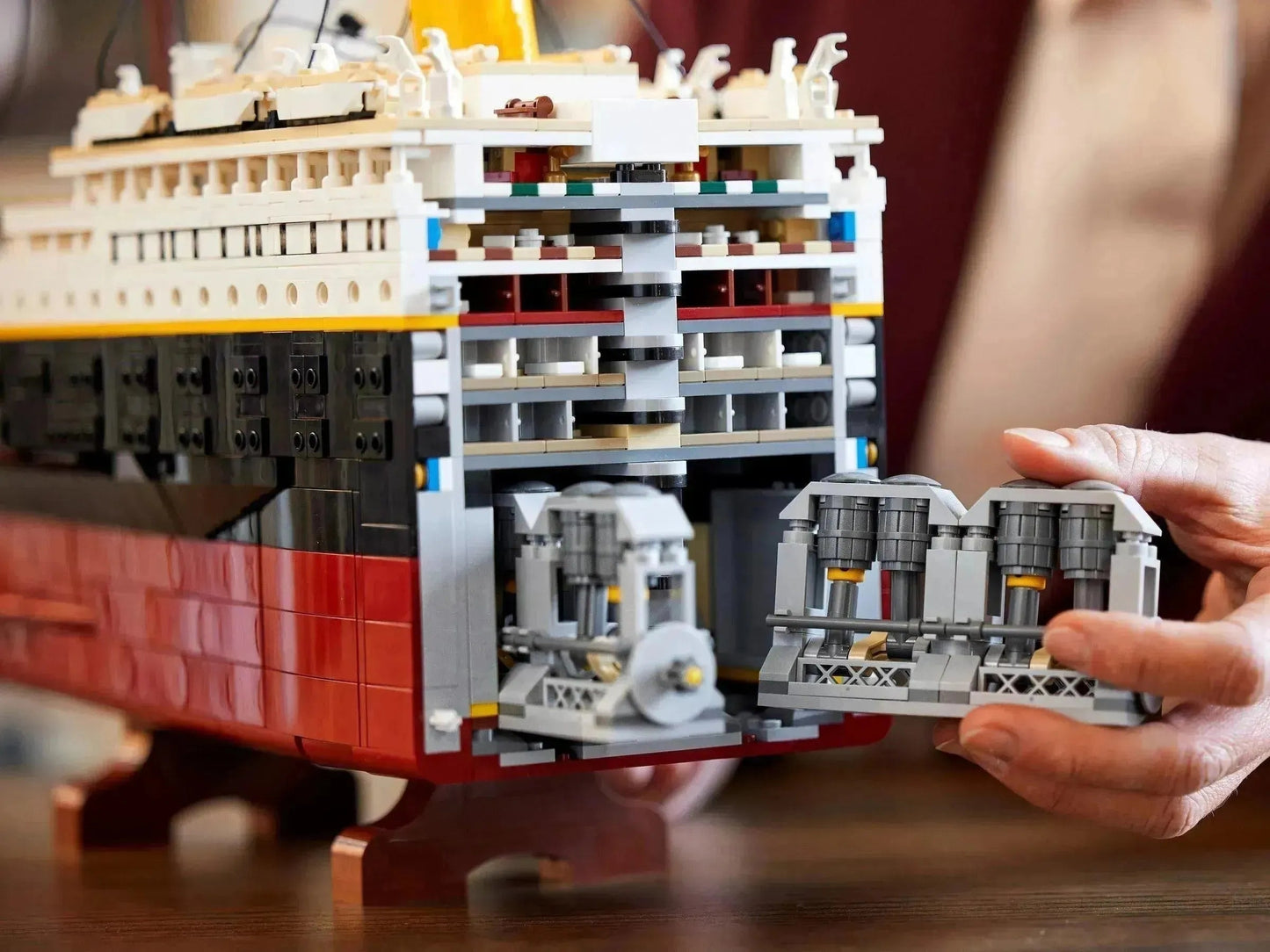 RMS Titanic Ocean Liner - 10294