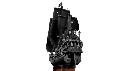 Legendary Pirate Galleon - 10365