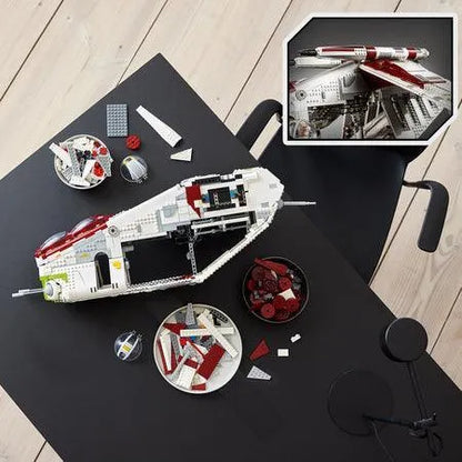 Galactic Galactic Gunship - 75309
