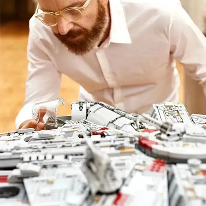 Smuggler's Falcon Ship UCS - 75192