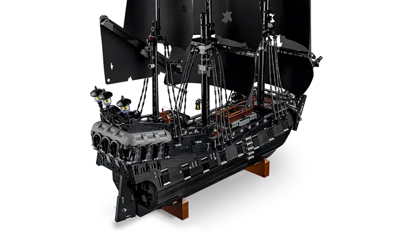 Legendary Pirate Galleon - 10365