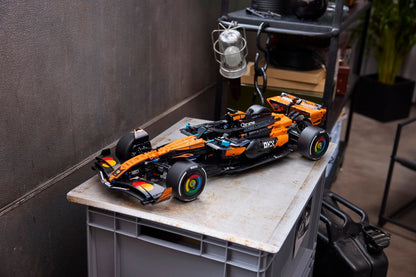 British F1 Racing Car MCL39 - 42228