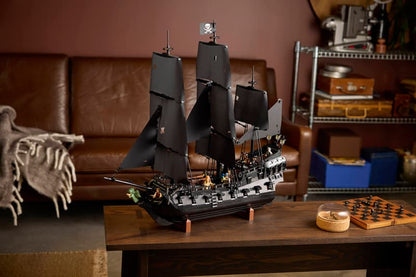 Legendary Pirate Galleon - 10365